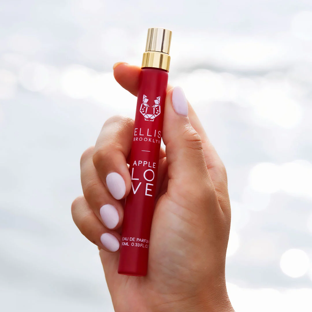 APPLE LOVE Eau de Parfum Travel Spray - Image 3